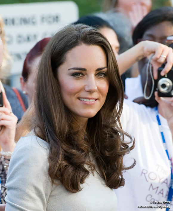 Kate visits the Royal Marsden Hospital