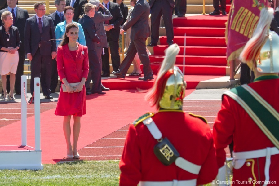 Today we're talking about Kate Middleton's tights (hosiery, pantyhose, hose... whatever you call it!)