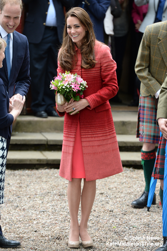 Kate's outfit in Scotland