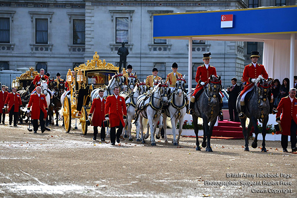 On Horse Guards Parade amid all the colour and ceremony of a Household Division Guard of Honour, Her Majesty The Queen and His Royal Highness The Duke of Edinburgh have formally welcomed to Britain the President of the Republic of Singapore and Mrs Tony Tan Keng Yam.