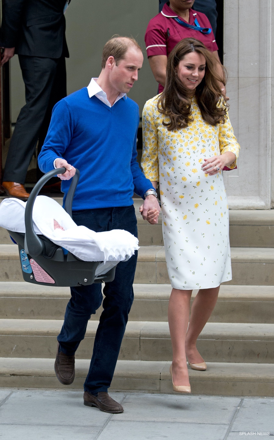 Kate Middleton's outfit after Princess Charlotte's birth