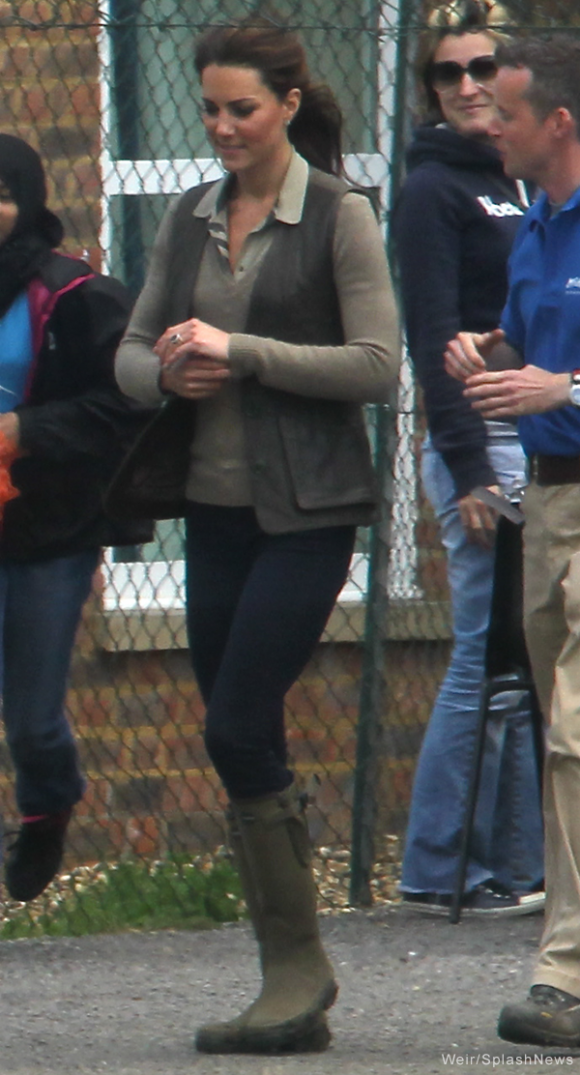 Kate wears her Le Chameau Veirzon wellington boots while with the local Scouting group