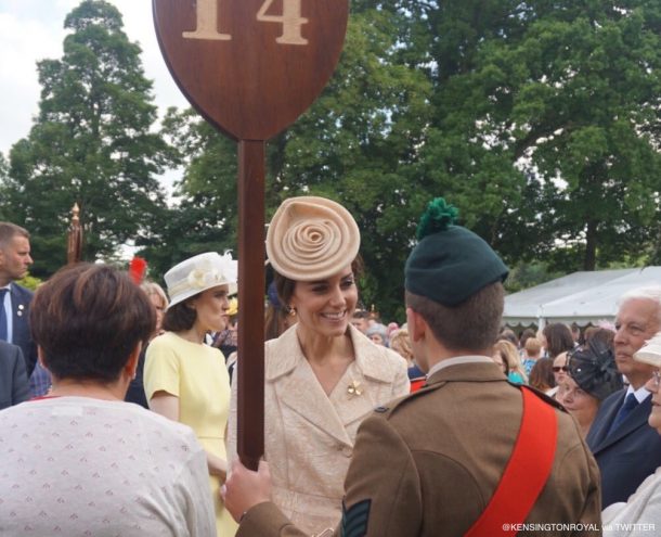 kate-middleton-belfast-garden-party