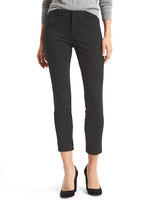 Kate Middleton's trousers in black polkadot print