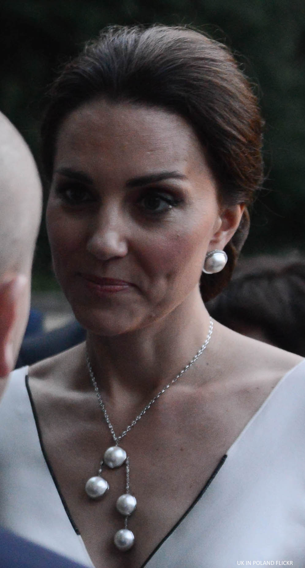 Kate Middleton statement necklace Poland