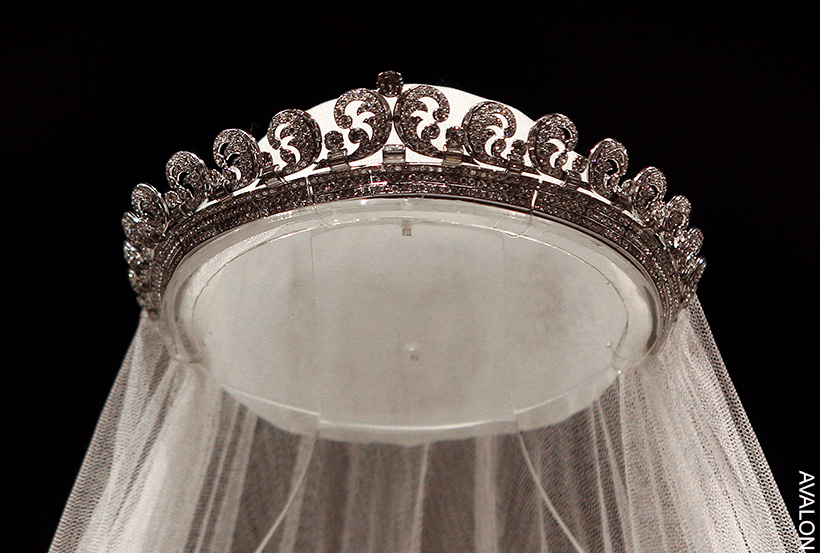 The Cartier Halo Tiara and veil worn by Kate Middleton at an exhibition