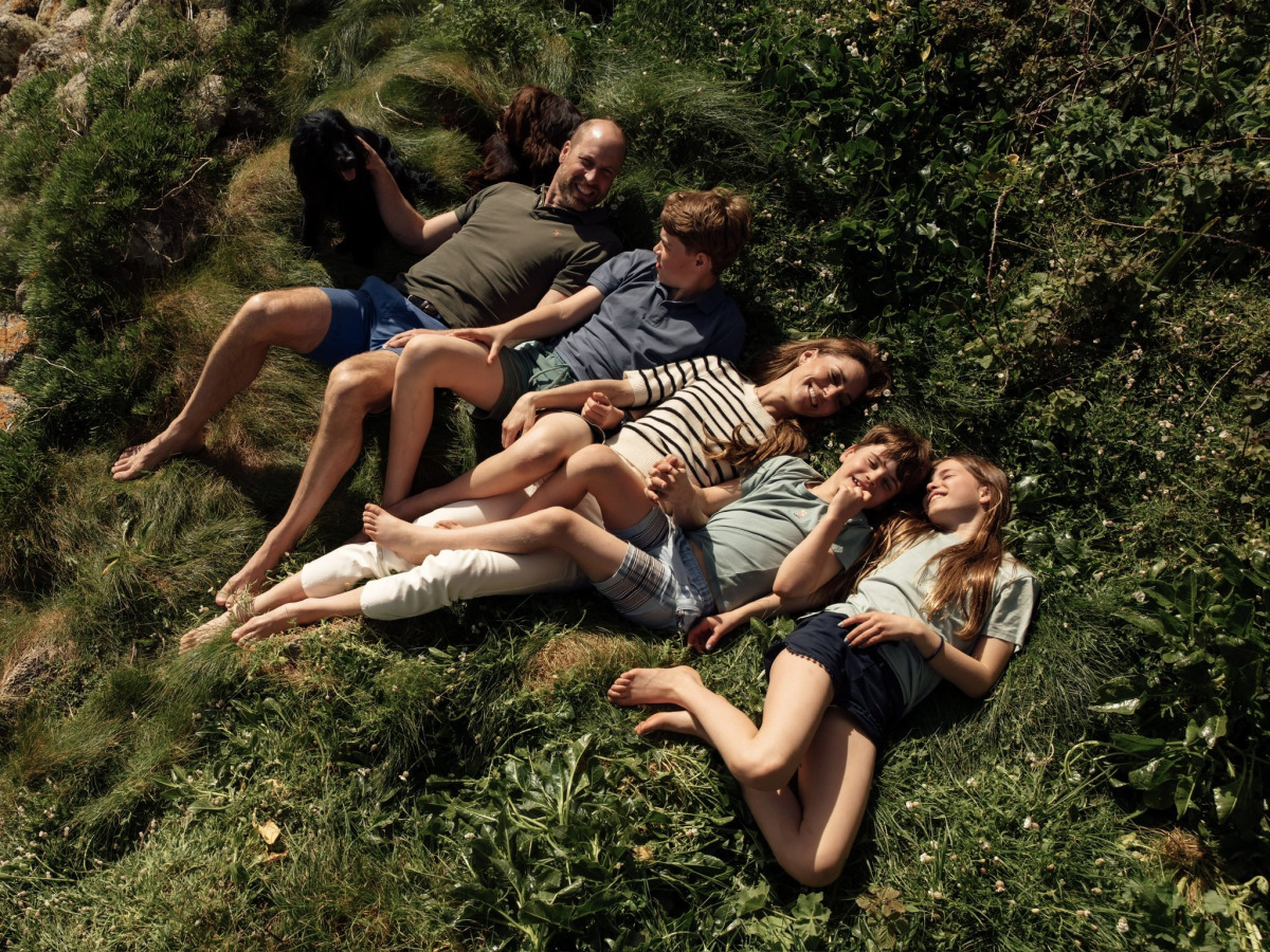 William & Kate Share Relaxed Family Photo to Mark 15 Years of Marriage