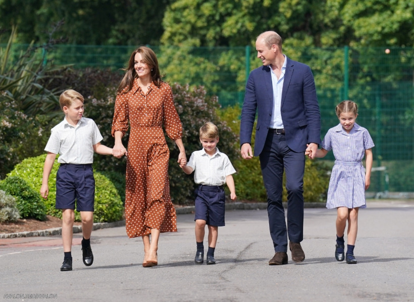 Prince William, Kate Middleton and their children on the first day of school at Lambrook in 2022